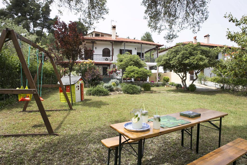 Neria Summer Houses Ханиоти Экстерьер фото