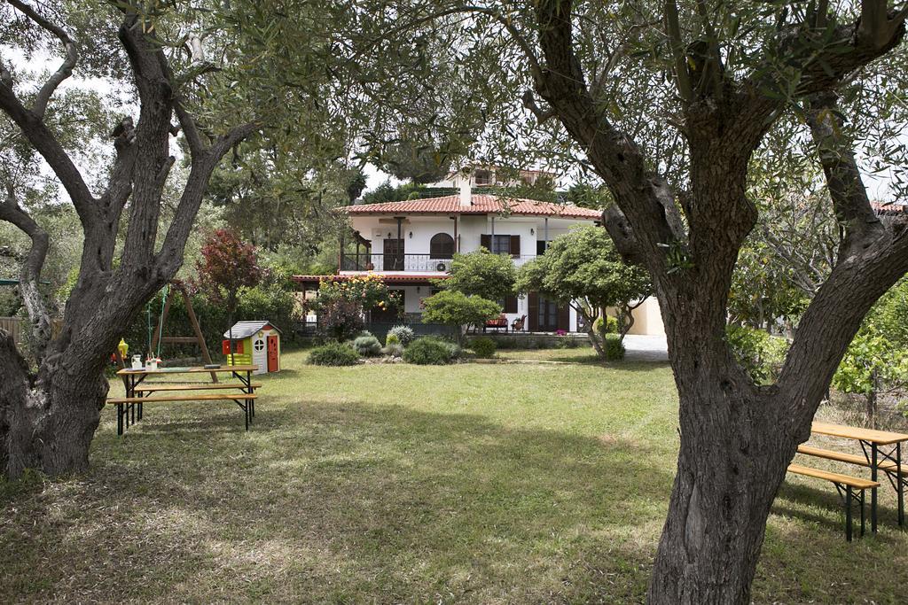 Neria Summer Houses Ханиоти Экстерьер фото