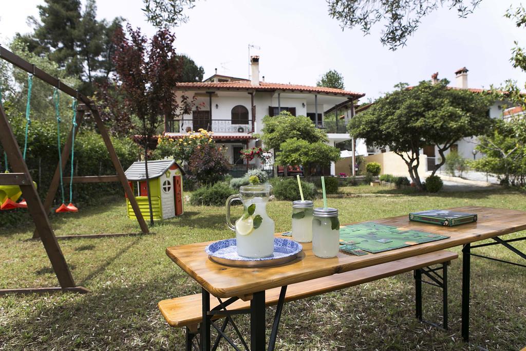 Neria Summer Houses Ханиоти Экстерьер фото