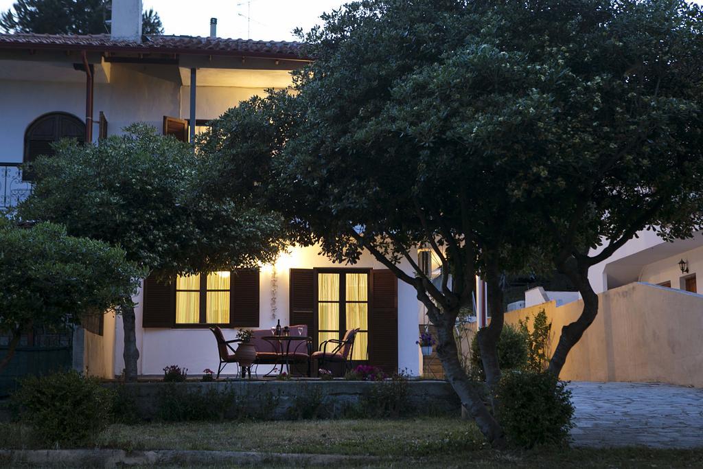 Neria Summer Houses Ханиоти Экстерьер фото